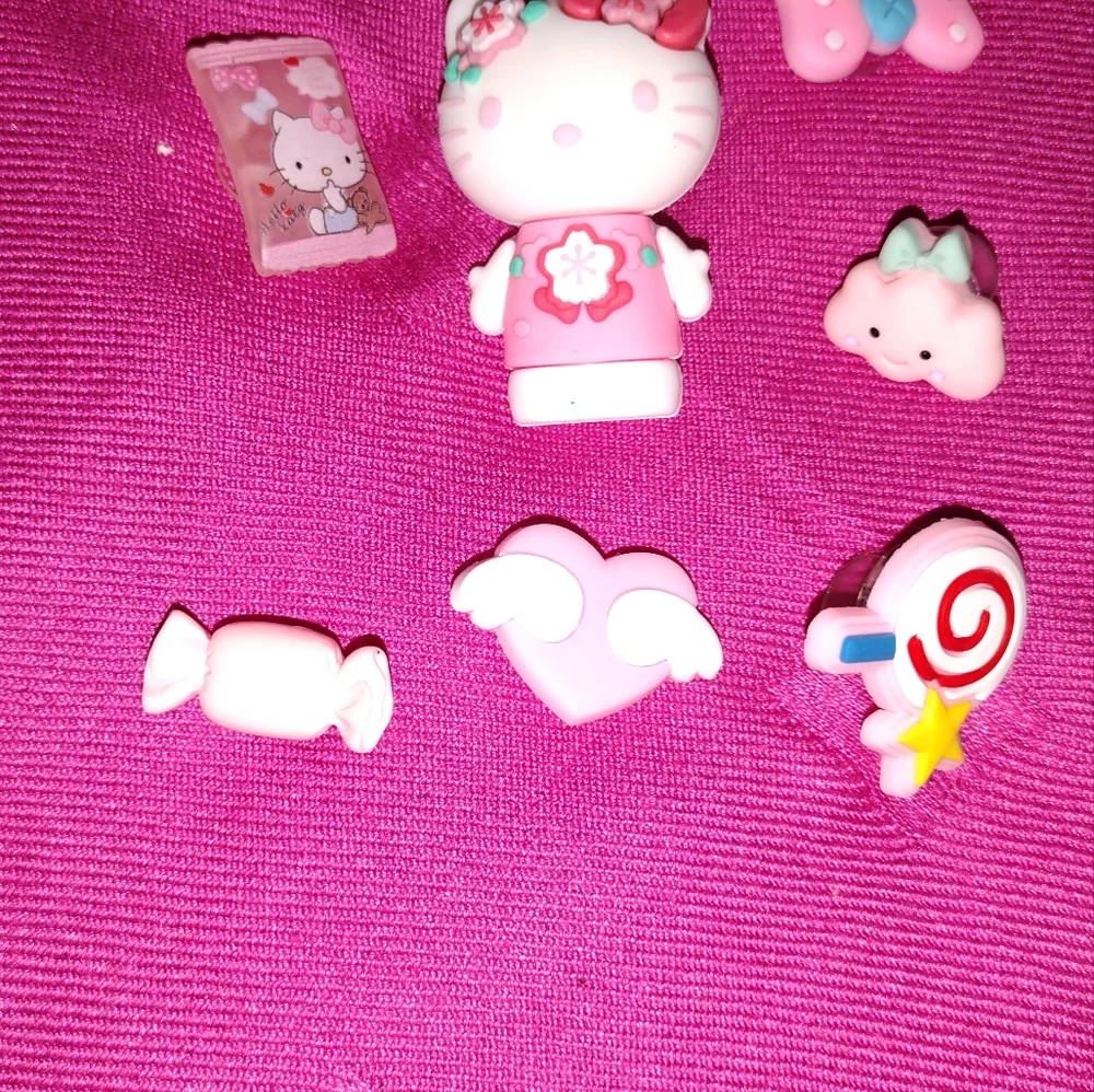 HELLO KITTY NWOT BUNDLE WITH STRETCH HAT